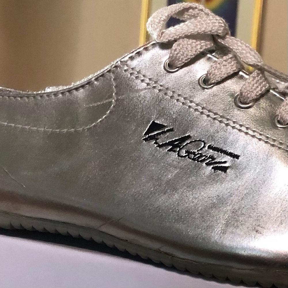 L.A. Gear Metallic Women's Sneakers - Picture 3 of 13